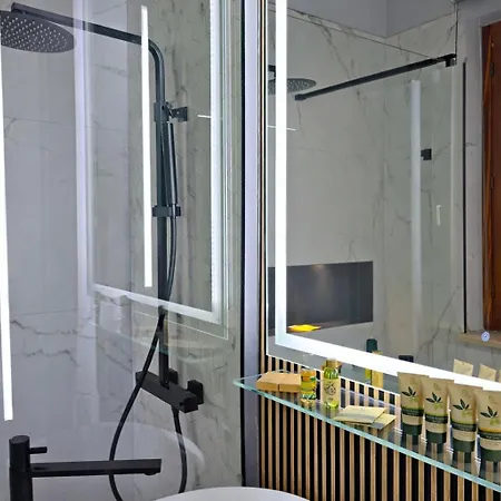 Ermes Saturnia Πανσιόν 4*